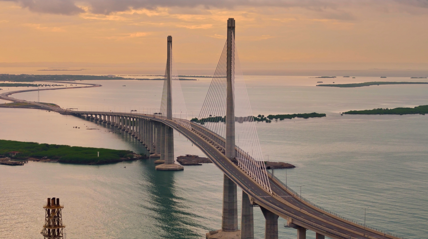 CCLEX: Cebu's Modern Icon Across the Sea