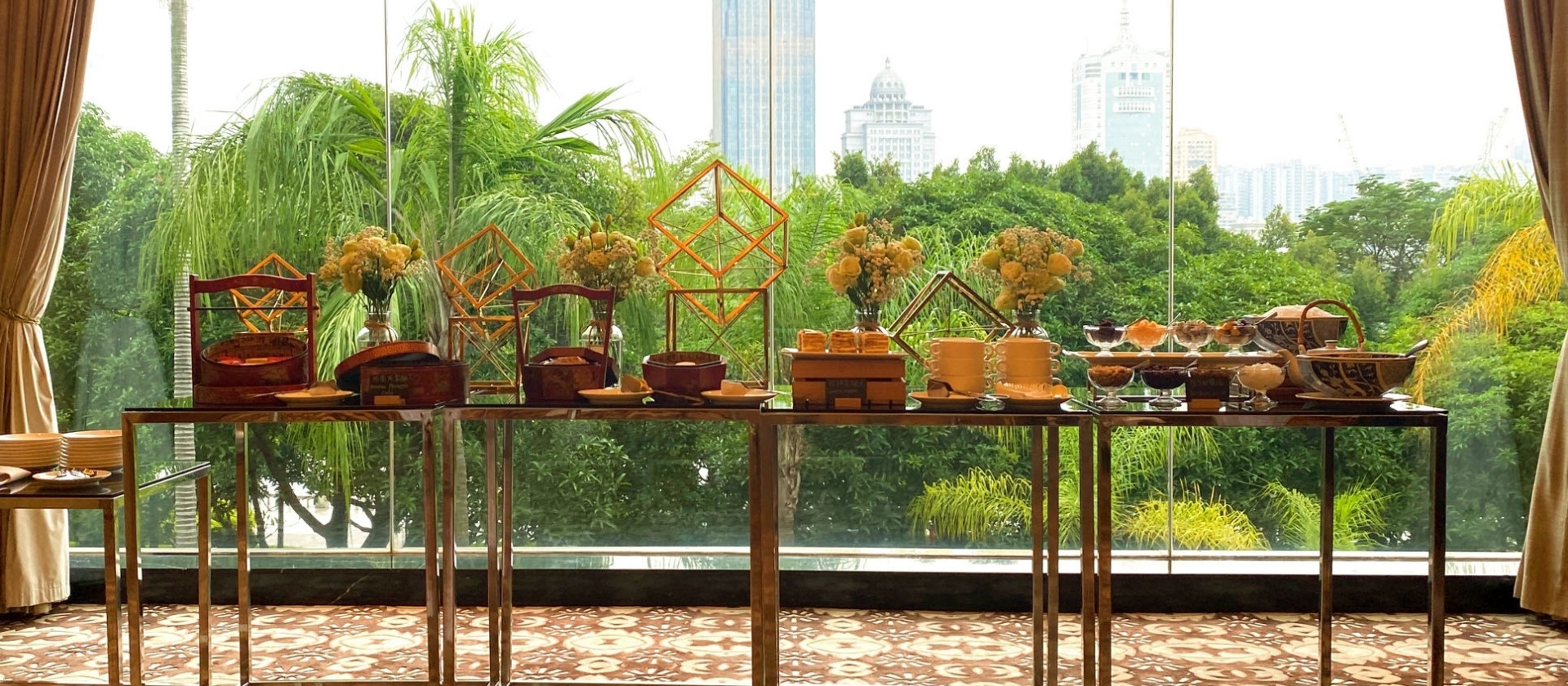 Silk Room 7