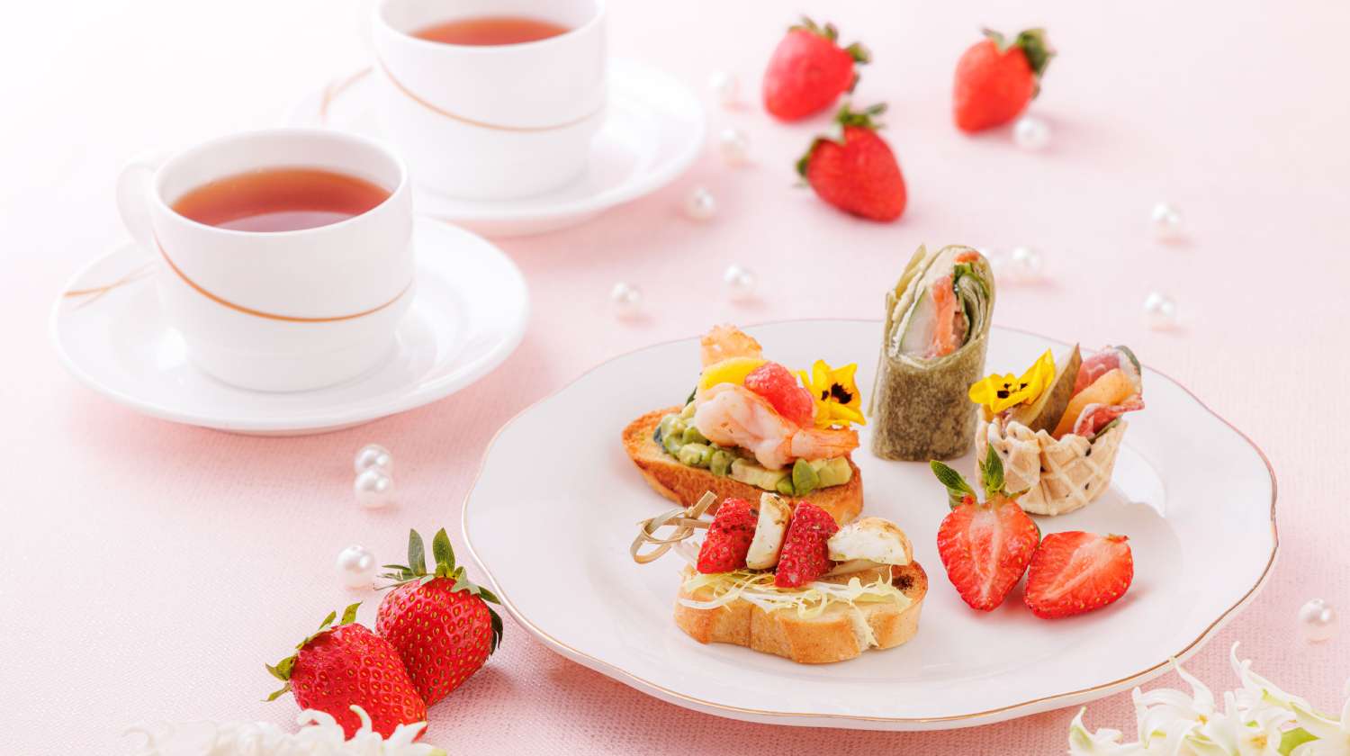 浪漫草莓甜心下午茶